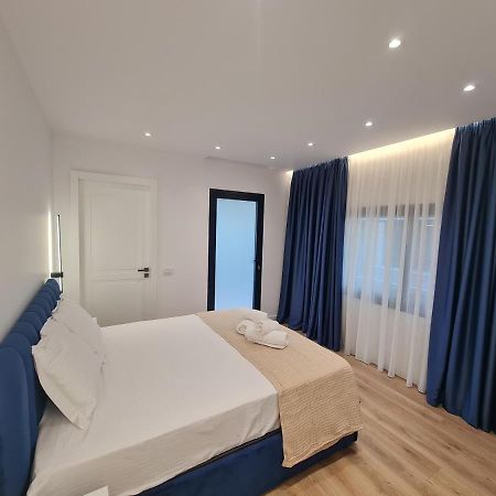 Am Luxury Apartment Tirana Bagian luar foto