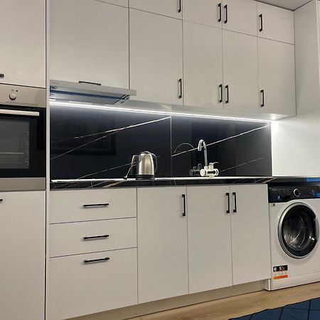 Am Luxury Apartment Tirana Bagian luar foto