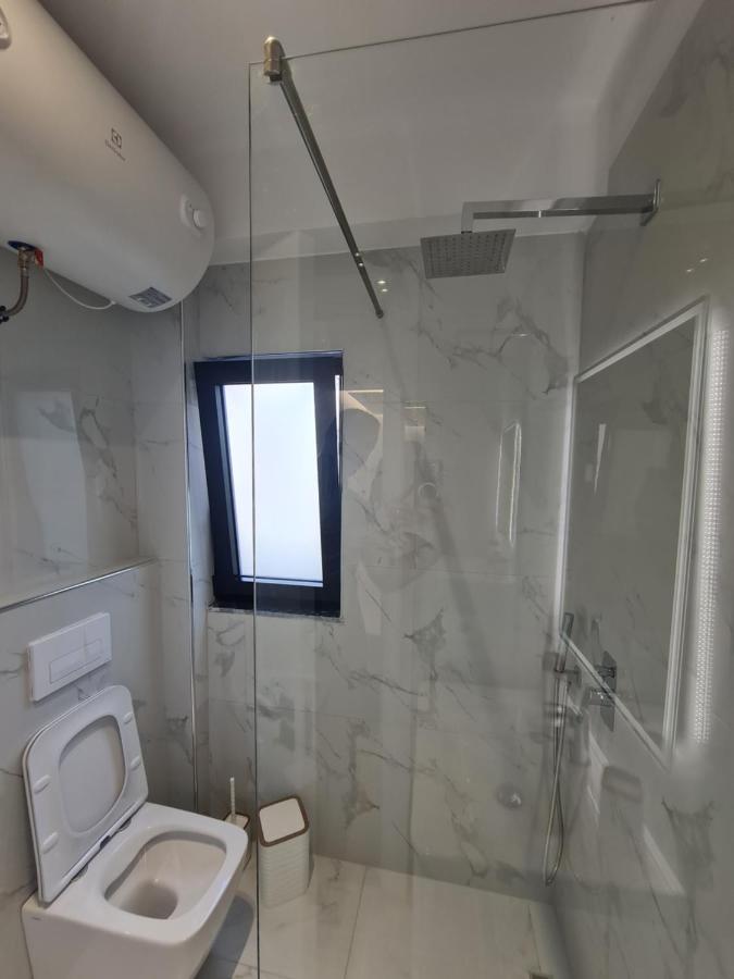 Am Luxury Apartment Tirana Bagian luar foto