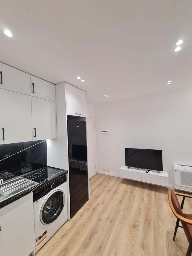 Am Luxury Apartment Tirana Bagian luar foto
