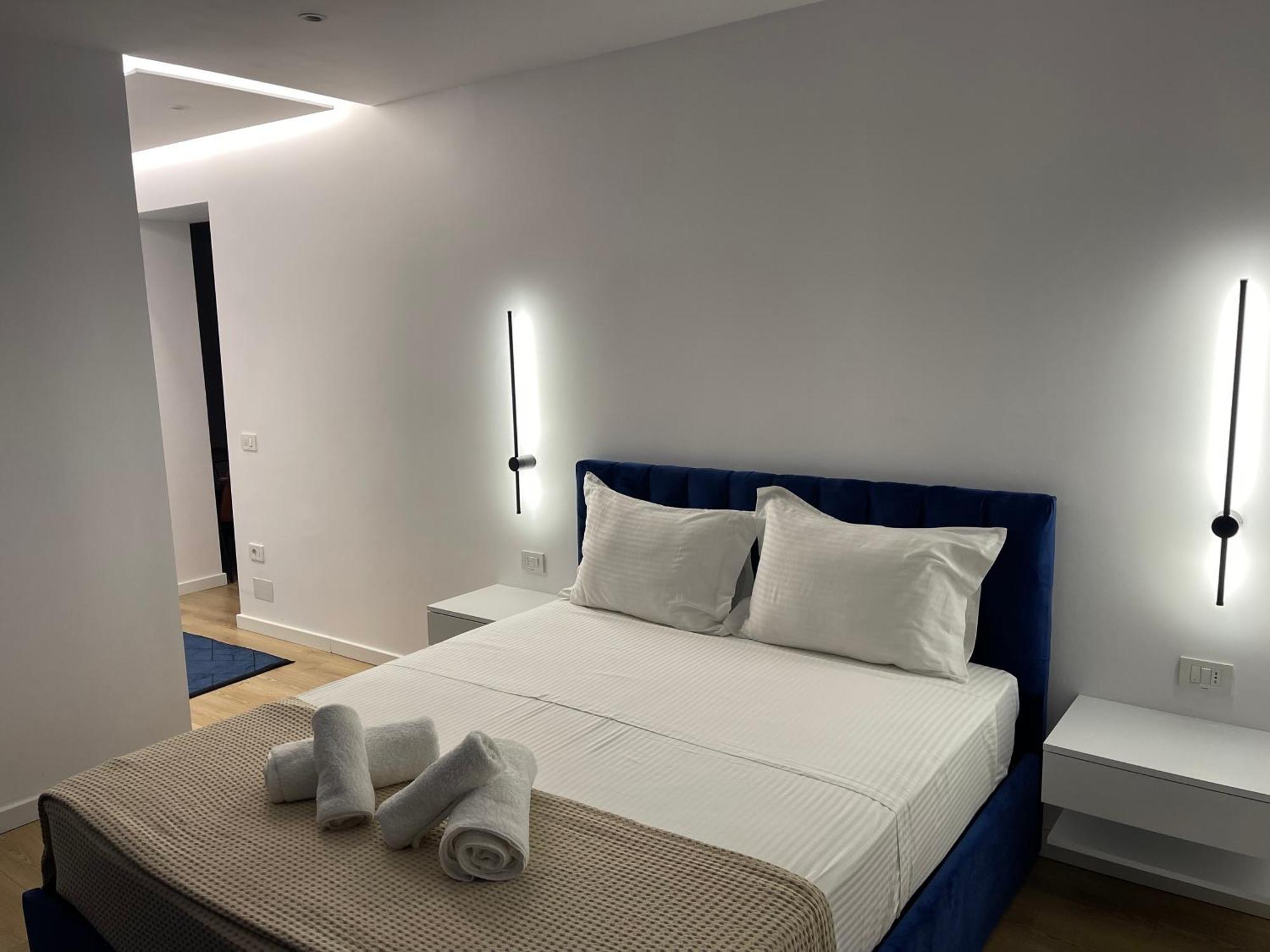 Am Luxury Apartment Tirana Bagian luar foto
