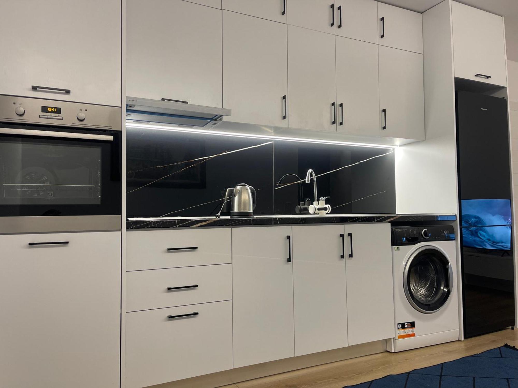 Am Luxury Apartment Tirana Bagian luar foto